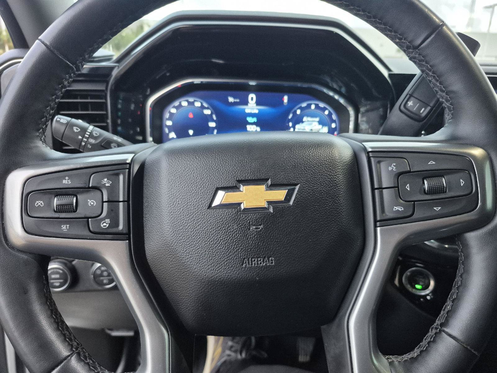 Used 2024 Chevrolet Silverado 2500 LT AWD/4WD image 6