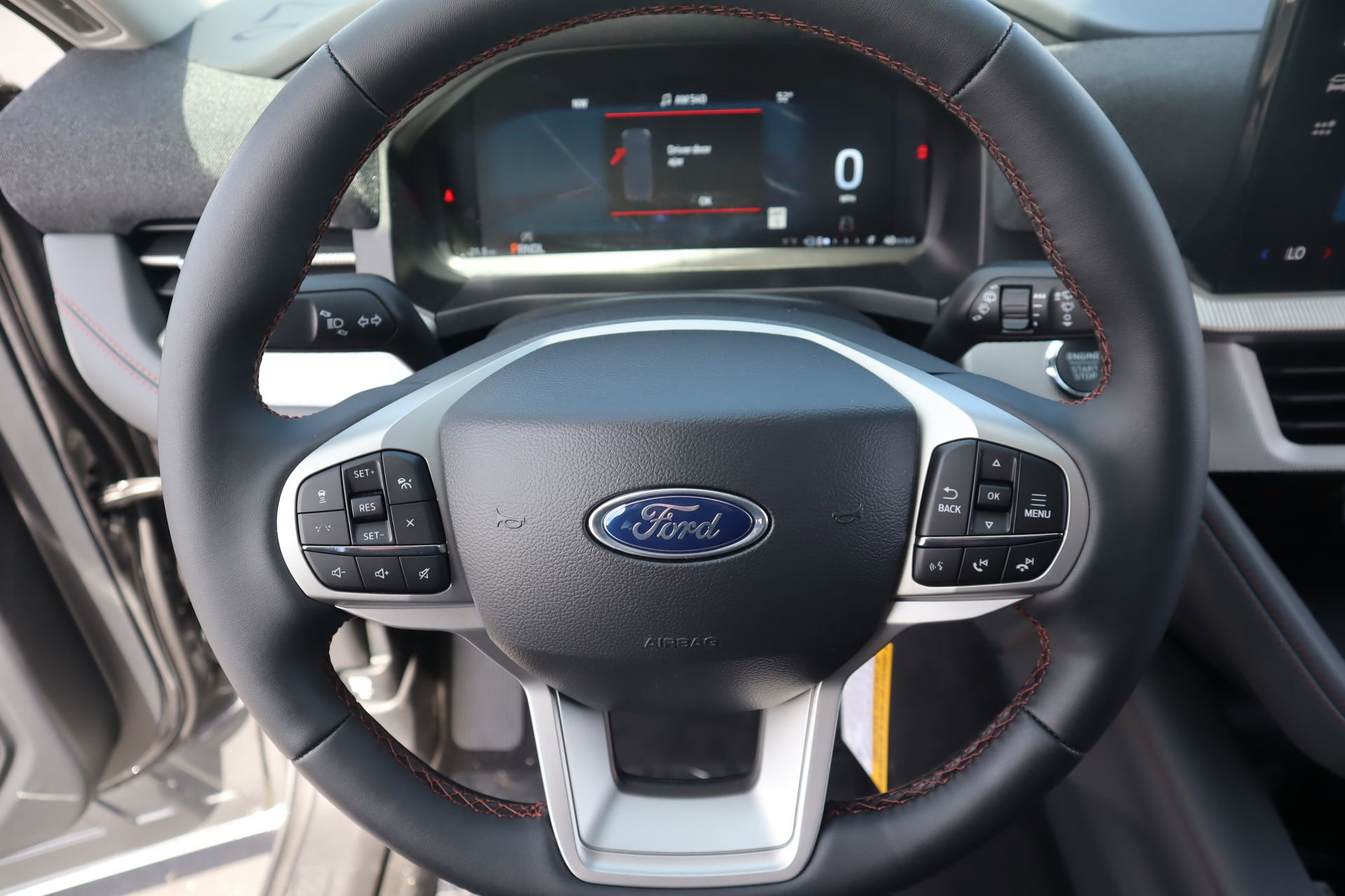New 2026 Ford Explorer Active RWD image 3