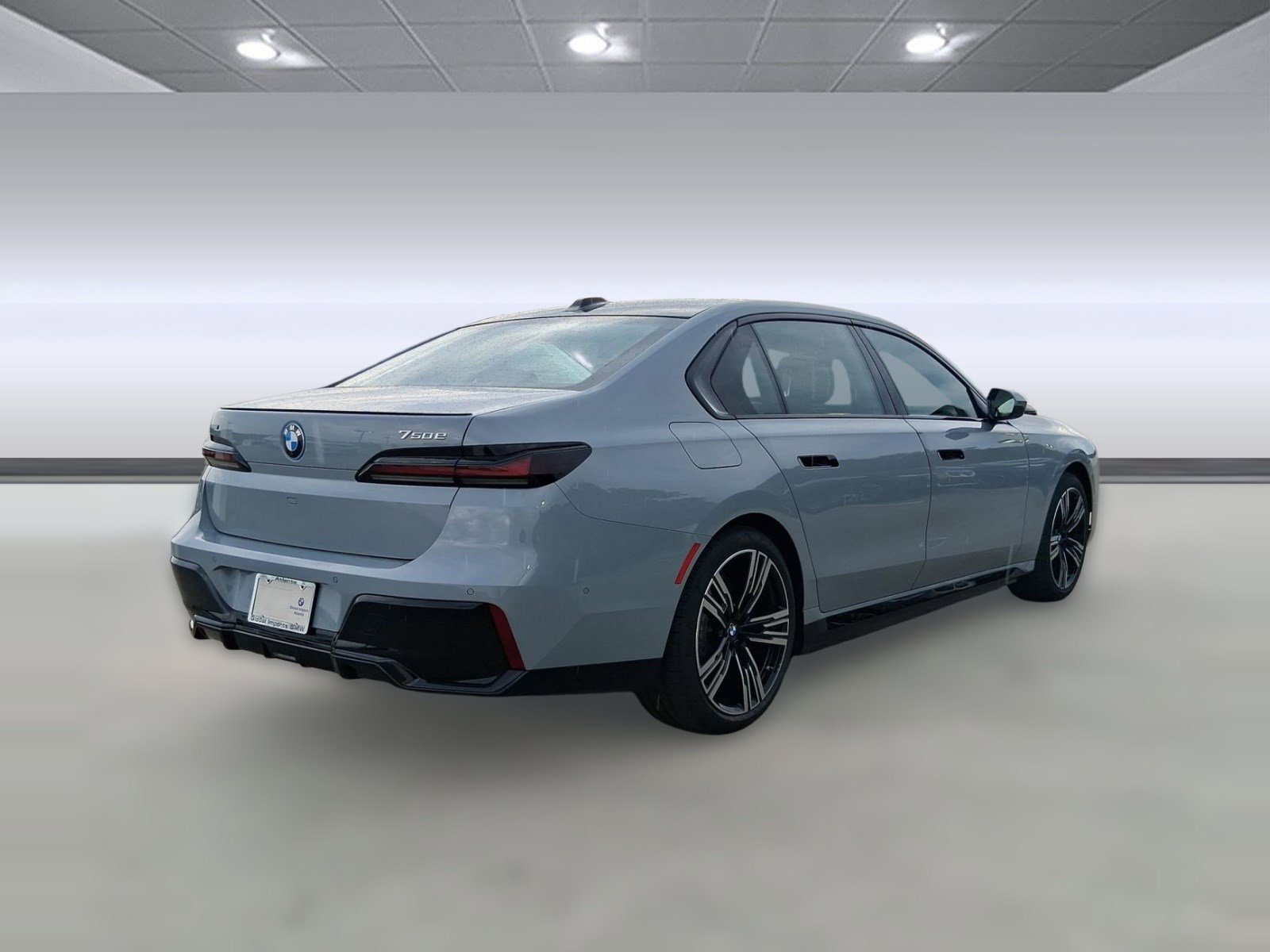 New 2026 BMW 750e xDrive AWD/4WD image 9
