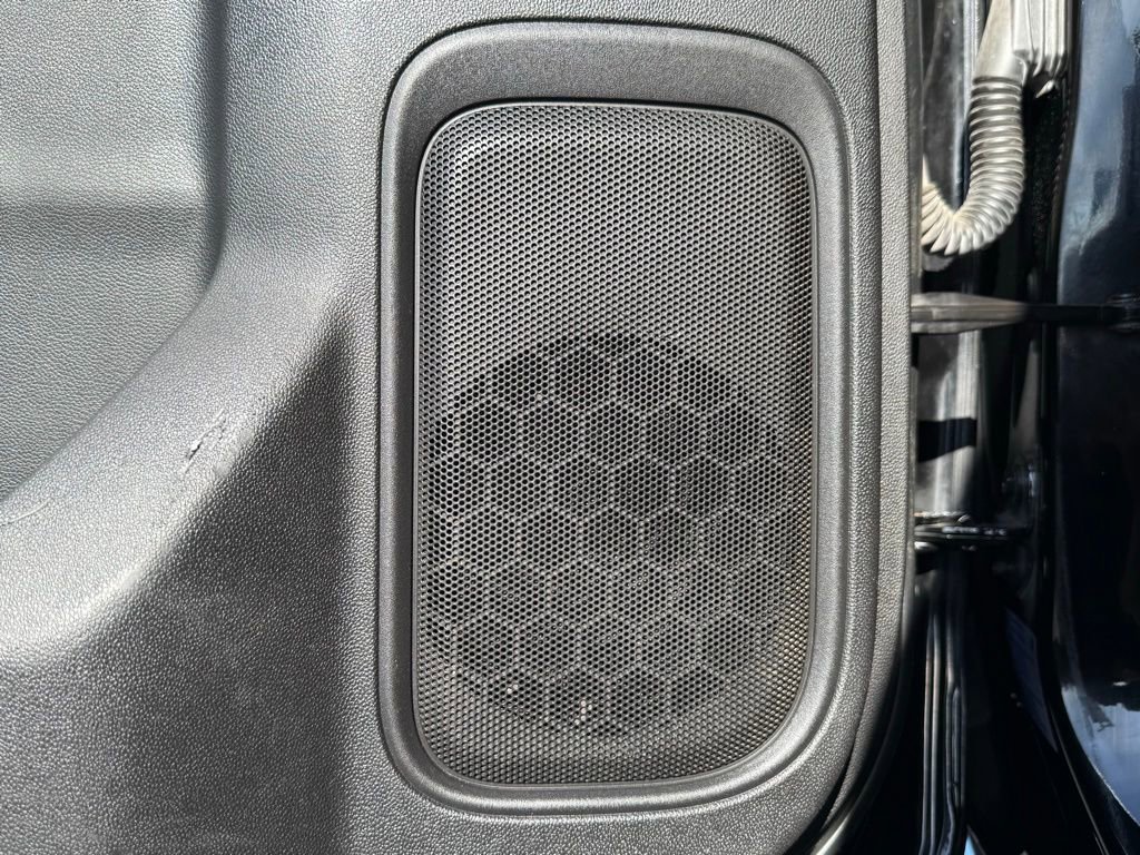 Used 2023 Chevrolet Silverado 2500 High Country w/ Safety Package II image 42