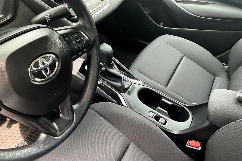 Used 2026 Toyota Corolla LE image 16