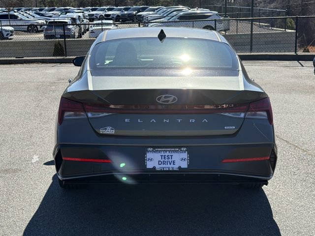 New 2026 Hyundai Elantra Limited image 6