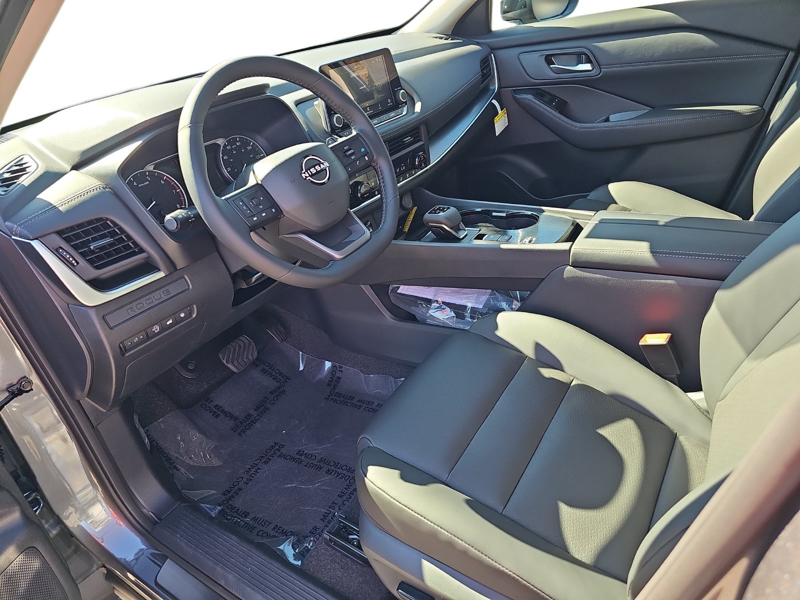 New 2027 Nissan Rogue Dark Armor FWD image 16