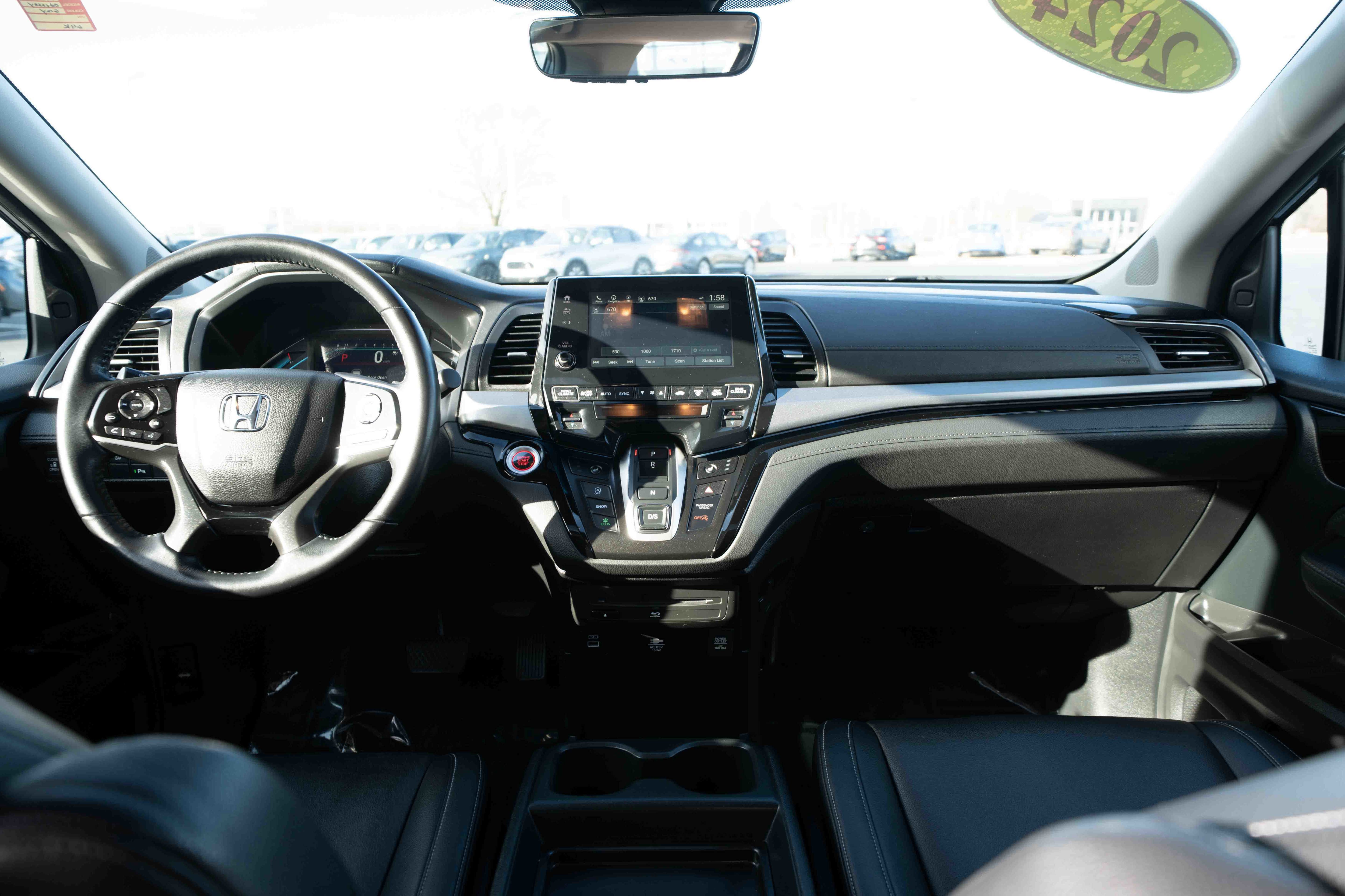 Certified 2024 Honda Odyssey Touring image 20