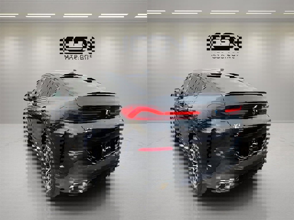 Used 2025 BMW X6 xDrive40i image 4