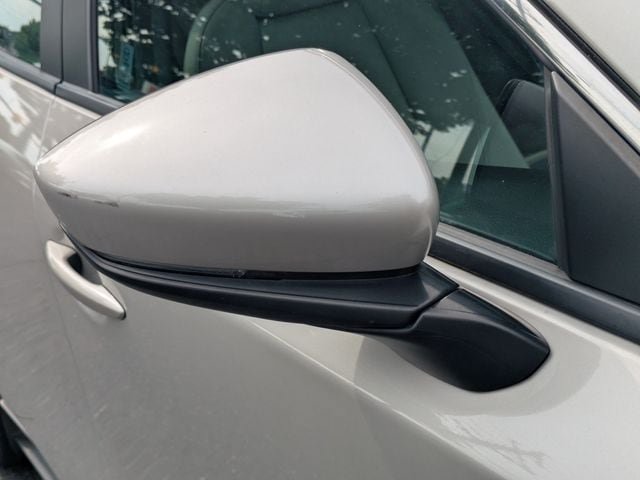 Used 2022 MAZDA MAZDA3 s FWD image 12