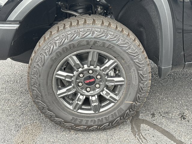 New 2026 GMC Sierra 1500 AT4X w/ LPO, Black Badging Package AWD/4WD image 15