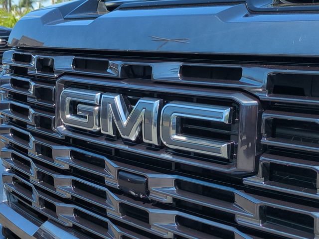 Used 2024 GMC Sierra 2500 Denali Ultimate AWD/4WD image 32