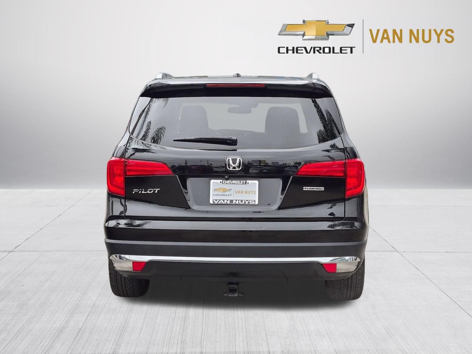 Used 2017 Honda Pilot Touring image 6