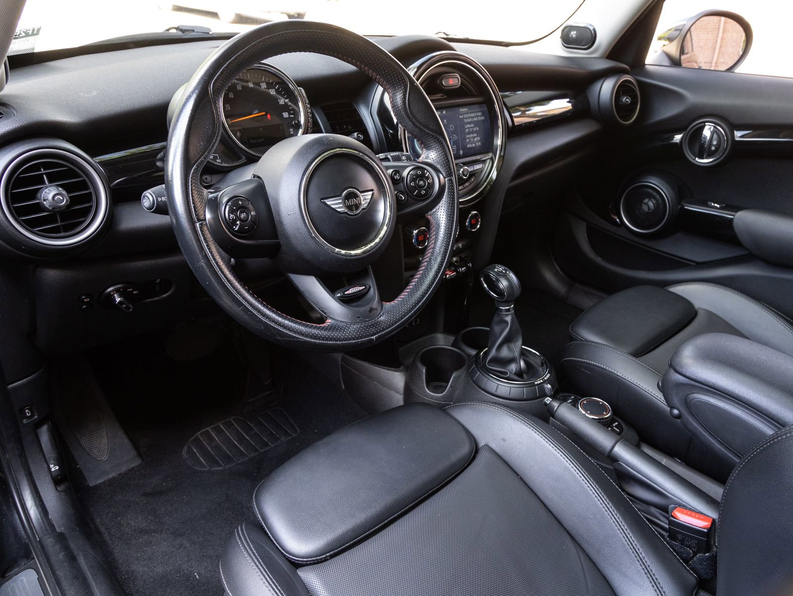 Used 2015 MINI Cooper S FWD image 4