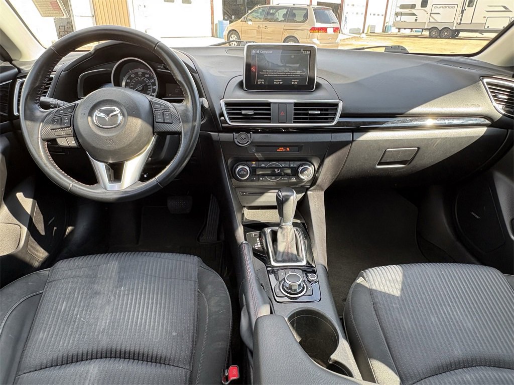 Used 2016 MAZDA MAZDA3 i Touring w/ Popular Equipment Package image 22
