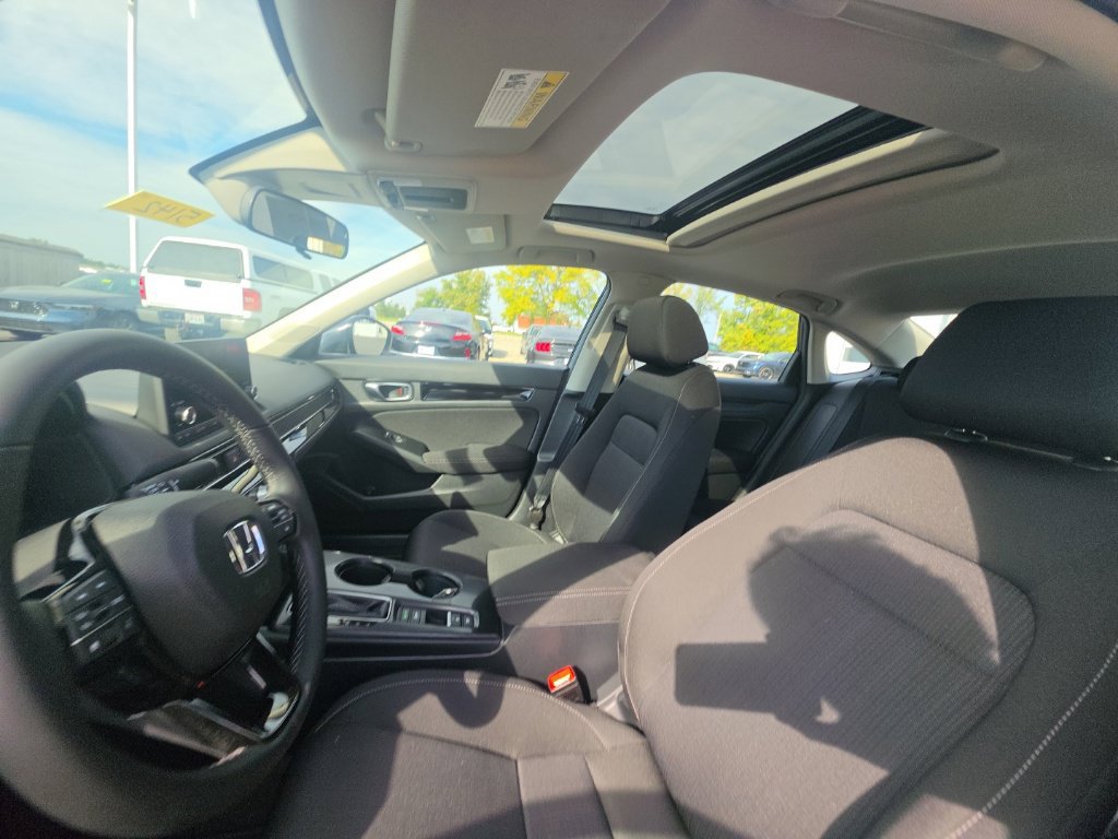 Used 2024 Honda Civic EX image 13