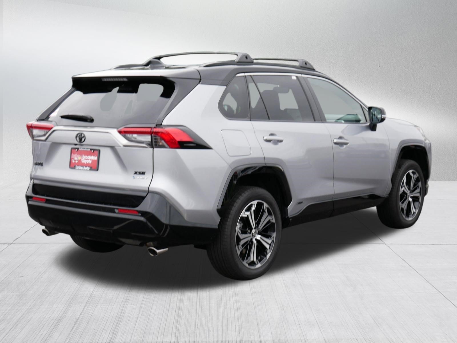 Certified 2025 Toyota RAV4 XSE w/ Weather Package AWD/4WD image 7