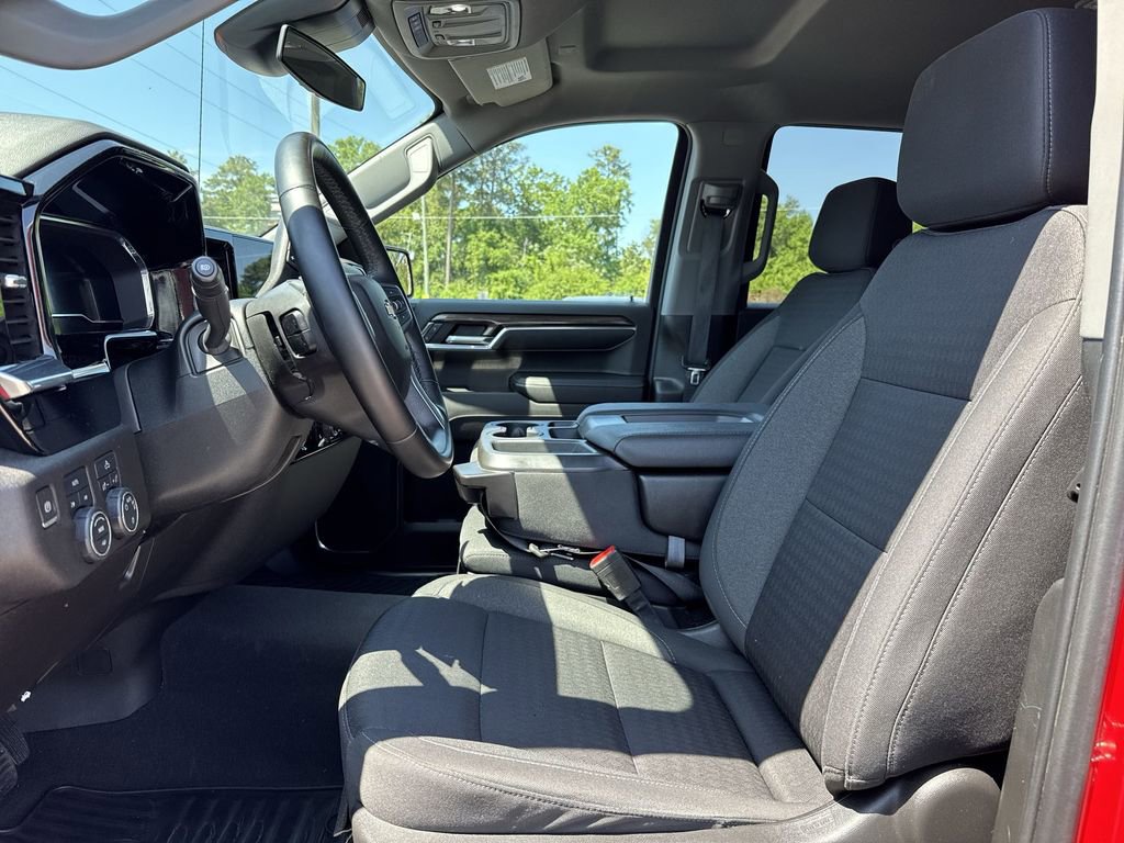 Used 2023 Chevrolet Silverado 1500 LT AWD/4WD image 11