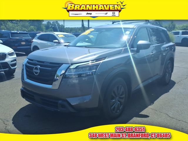 Used 2022 Nissan Pathfinder SV w/ SV Premium Package