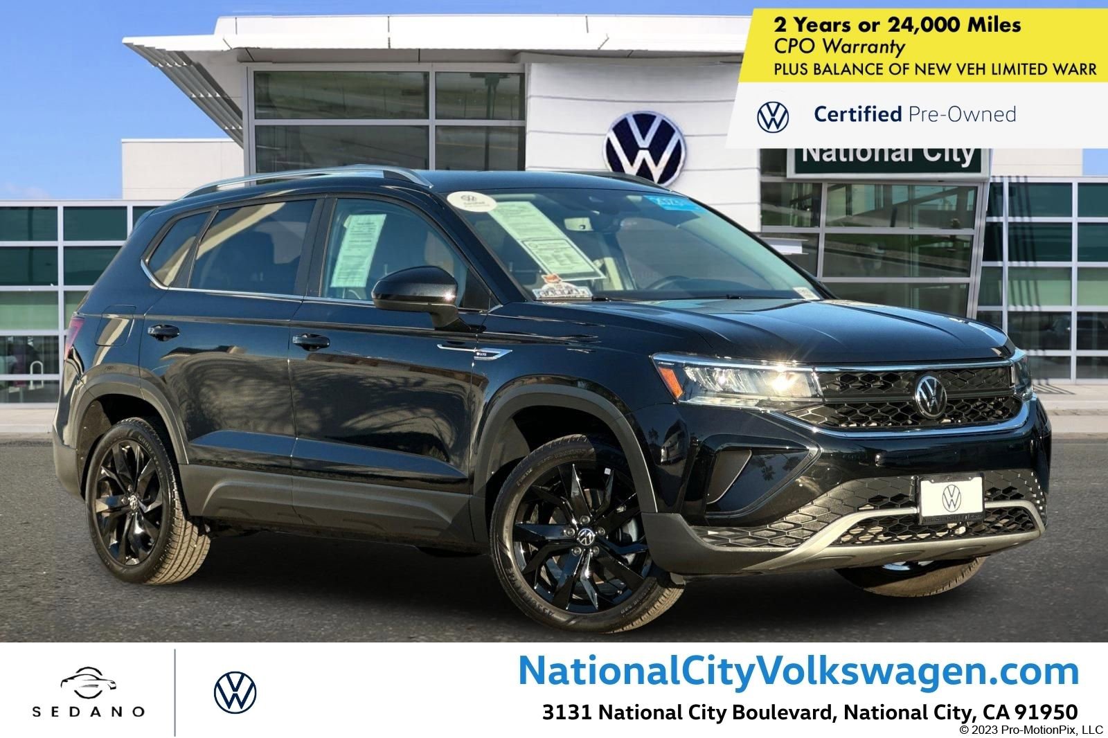 Used 2023 Volkswagen Taos SE w/ Black Wheel Package FWD image 1