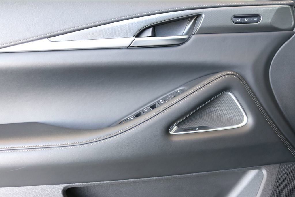 Certified 2025 INFINITI QX60 Luxe w/ Black Edition image 13