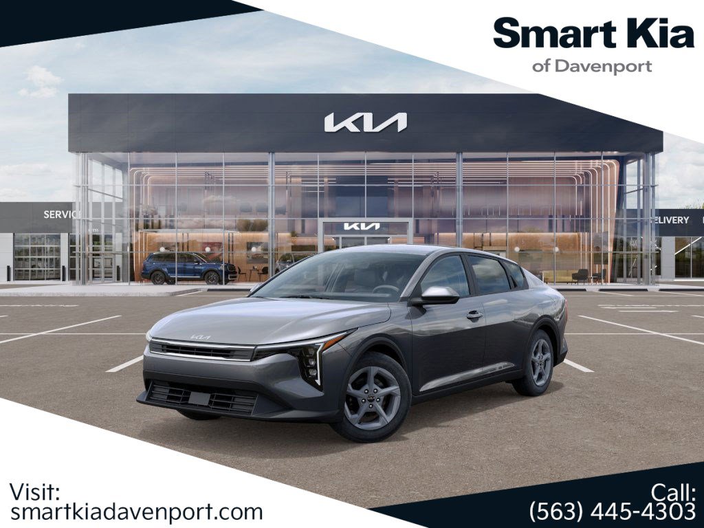 New 2025 Kia K4 LXS