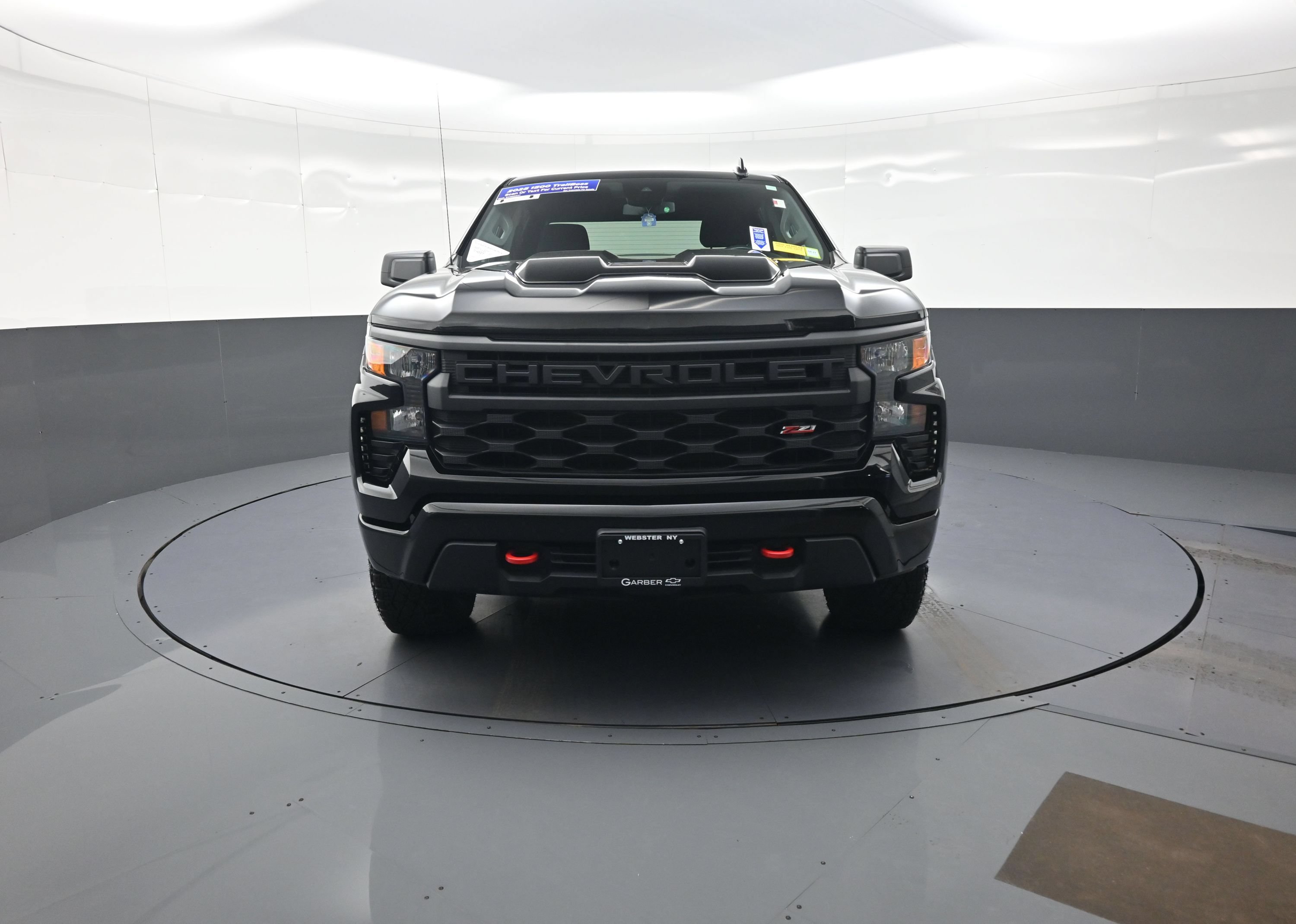 Used 2025 Chevrolet Silverado 1500 Custom Trail Boss AWD/4WD image 8