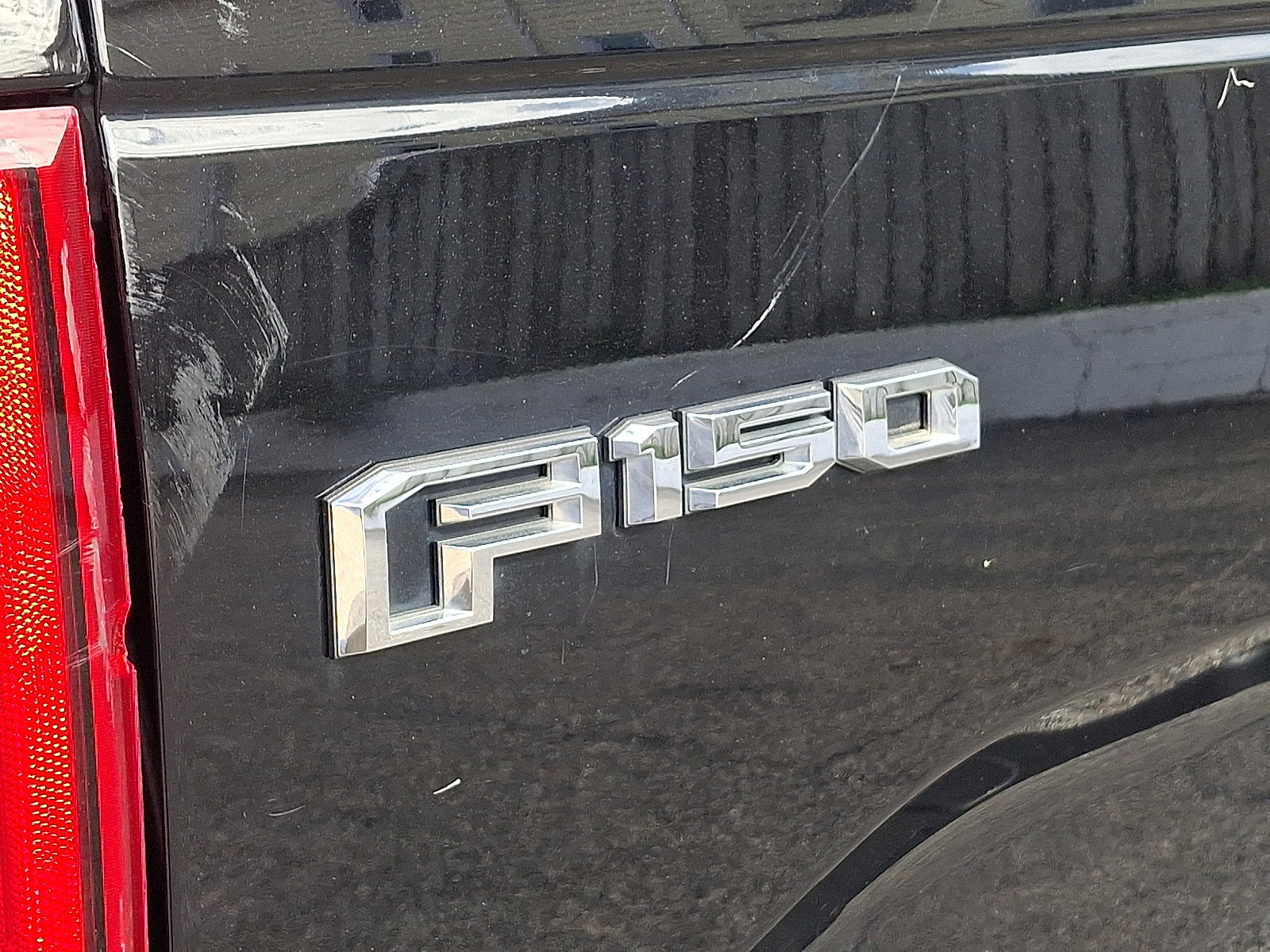 Used 2017 Ford F150 XLT image 29