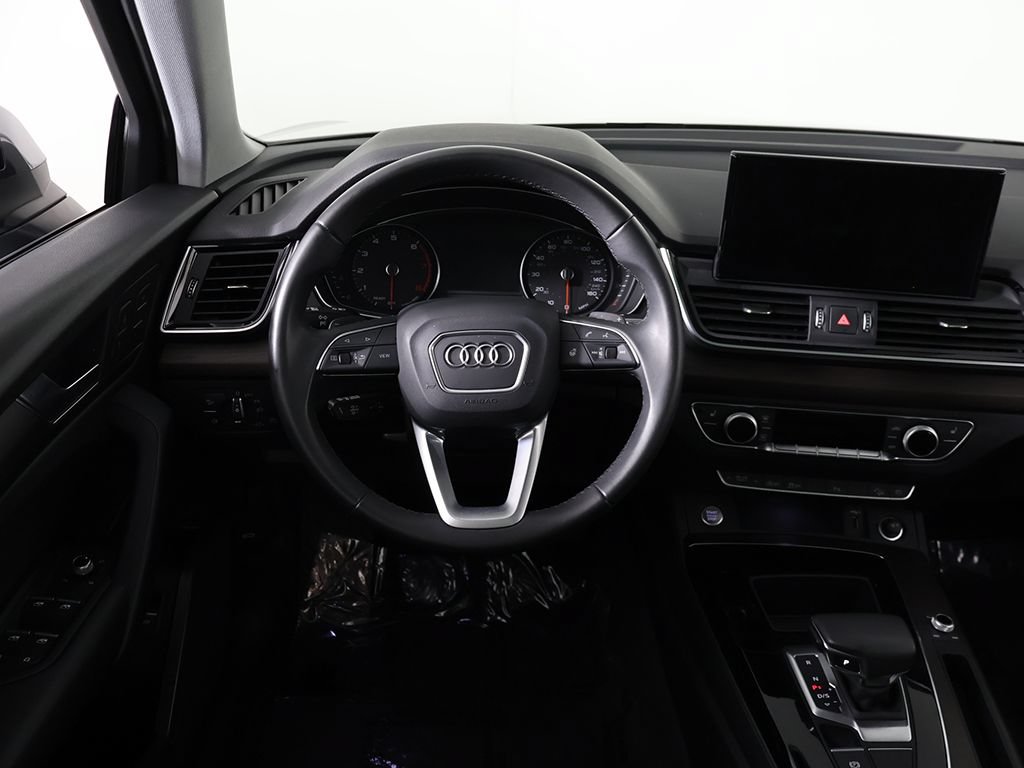 Used 2023 Audi Q5 2.0T Premium w/ Convenience Package AWD/4WD image 32