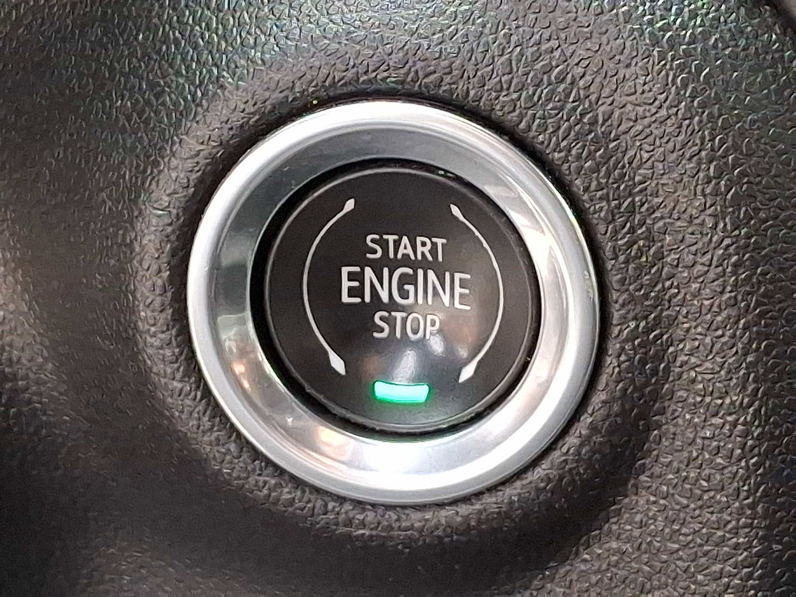 Used 2021 Chevrolet Silverado 1500 LT image 24