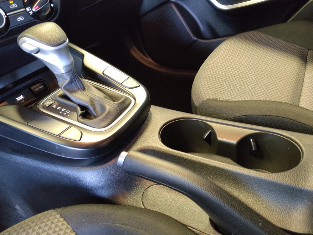 Used 2025 Kia Soul LX image 26