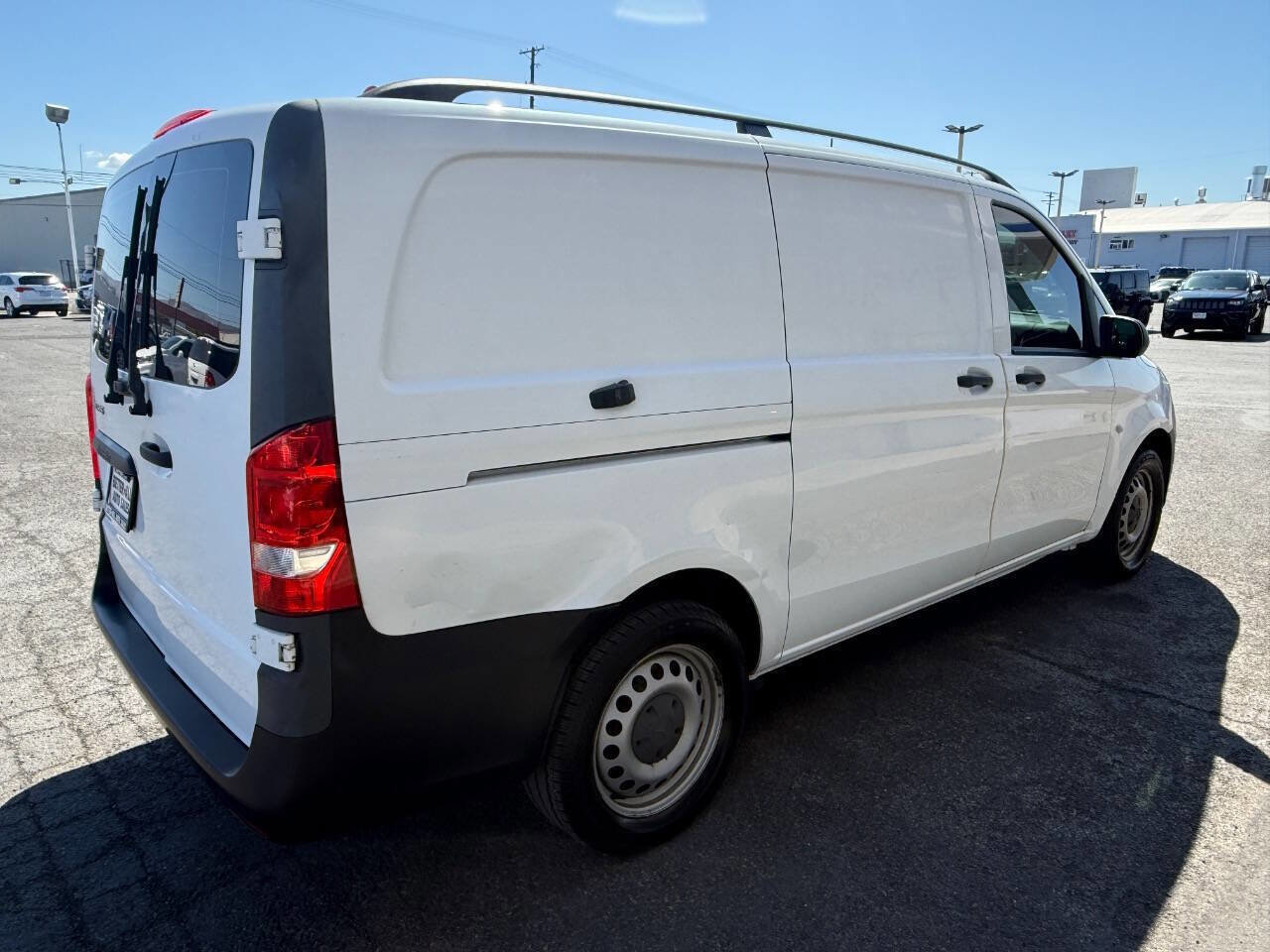 Used 2018 Mercedes-Benz Metris image 6