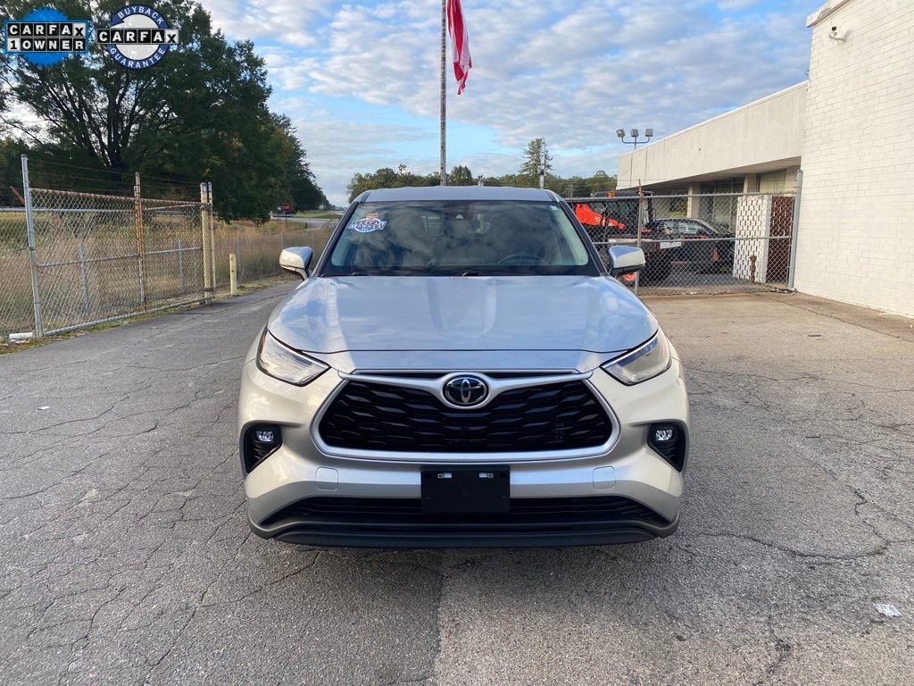 Used 2024 Toyota Highlander LE image 7