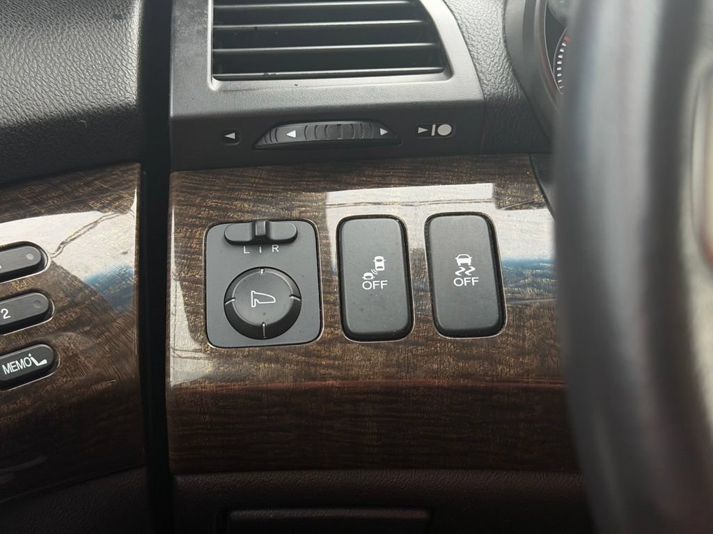 Used 2013 Acura MDX w/ Advance Package AWD/4WD image 18