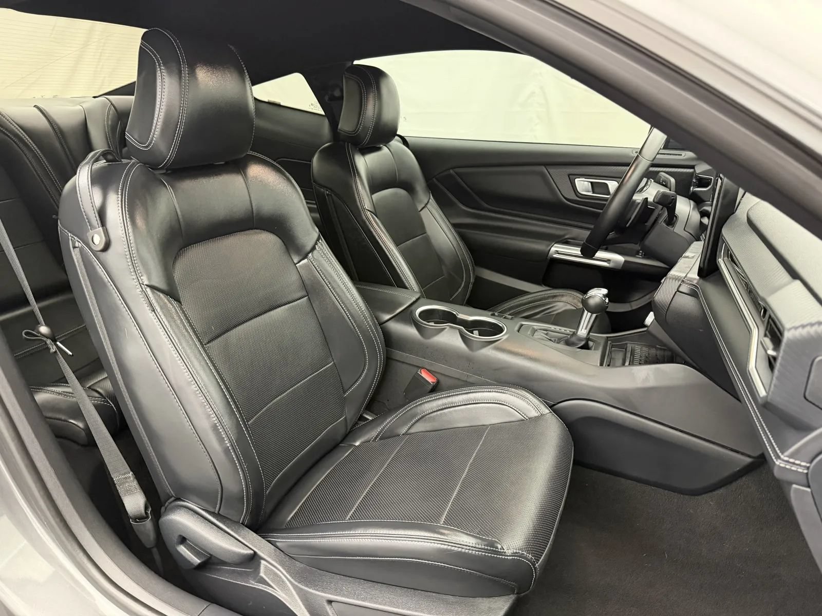 Used 2024 Ford Mustang GT Premium RWD image 44