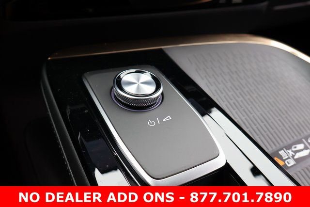 New 2026 Buick Enclave Avenir image 27