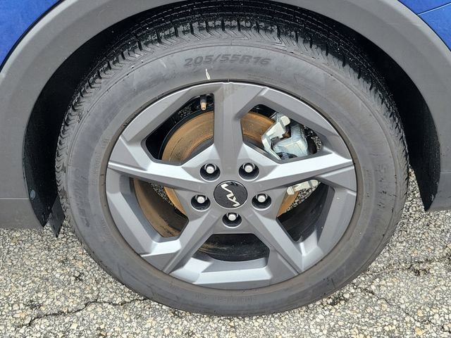 Used 2025 Kia K4 FWD image 7