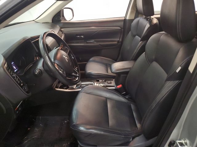 Used 2020 Mitsubishi Outlander ES AWD/4WD image 11