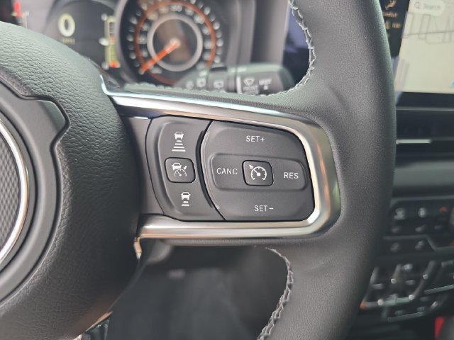 New 2026 Jeep Wrangler Unlimited Sahara w/ Safety Group AWD/4WD image 24