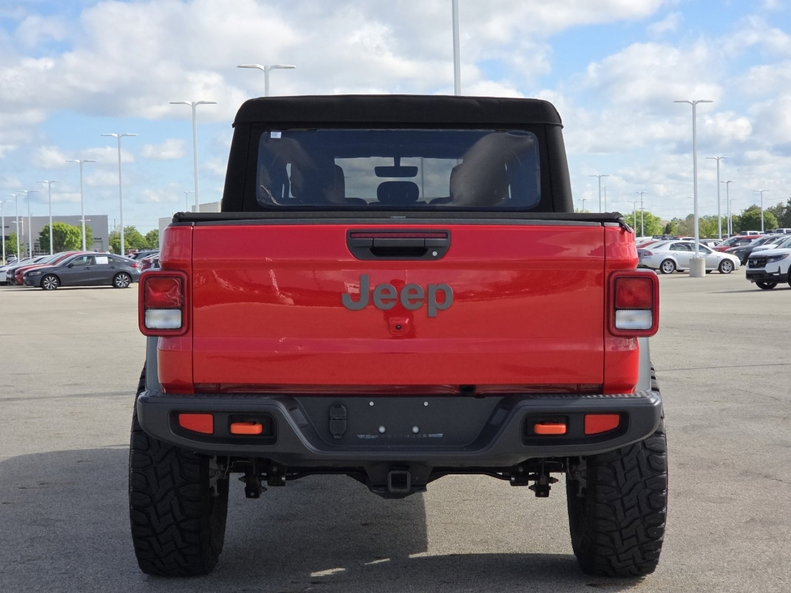 Used 2023 Jeep Gladiator Mojave w/ Cold Weather Group AWD/4WD image 19