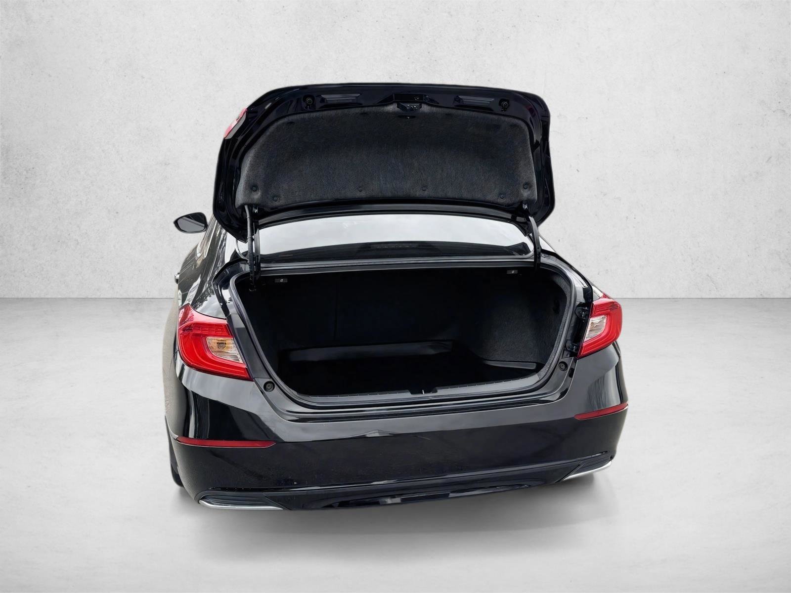 Used 2018 Honda Accord EX-L image 7