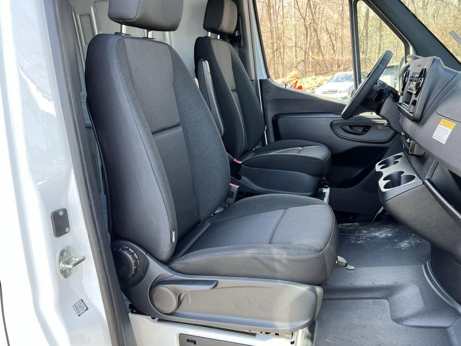 New 2025 Mercedes-Benz Sprinter 2500 image 27