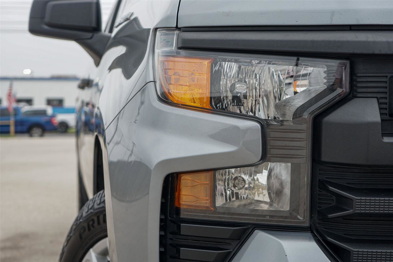 Used 2023 Chevrolet Silverado 1500 Custom RWD image 3