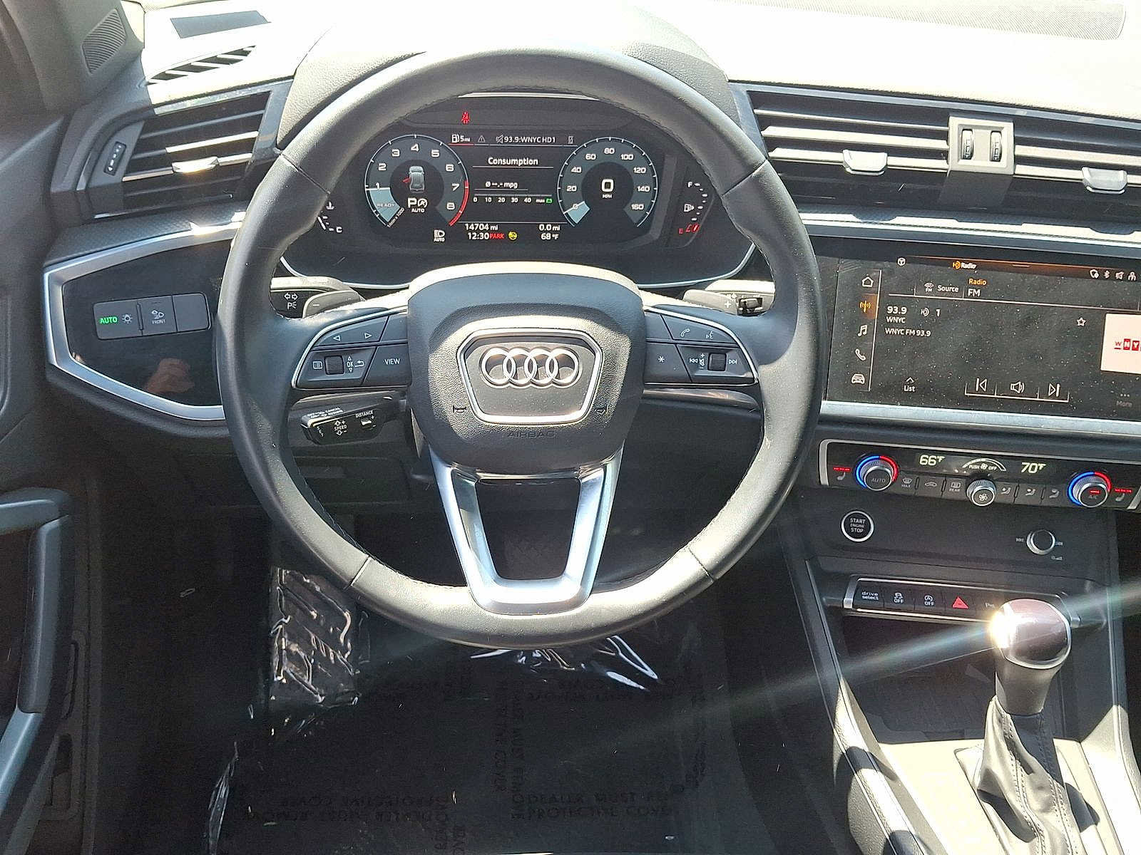 Used 2023 Audi Q3 2.0T Premium Plus w/ Premium Plus Package AWD/4WD image 21