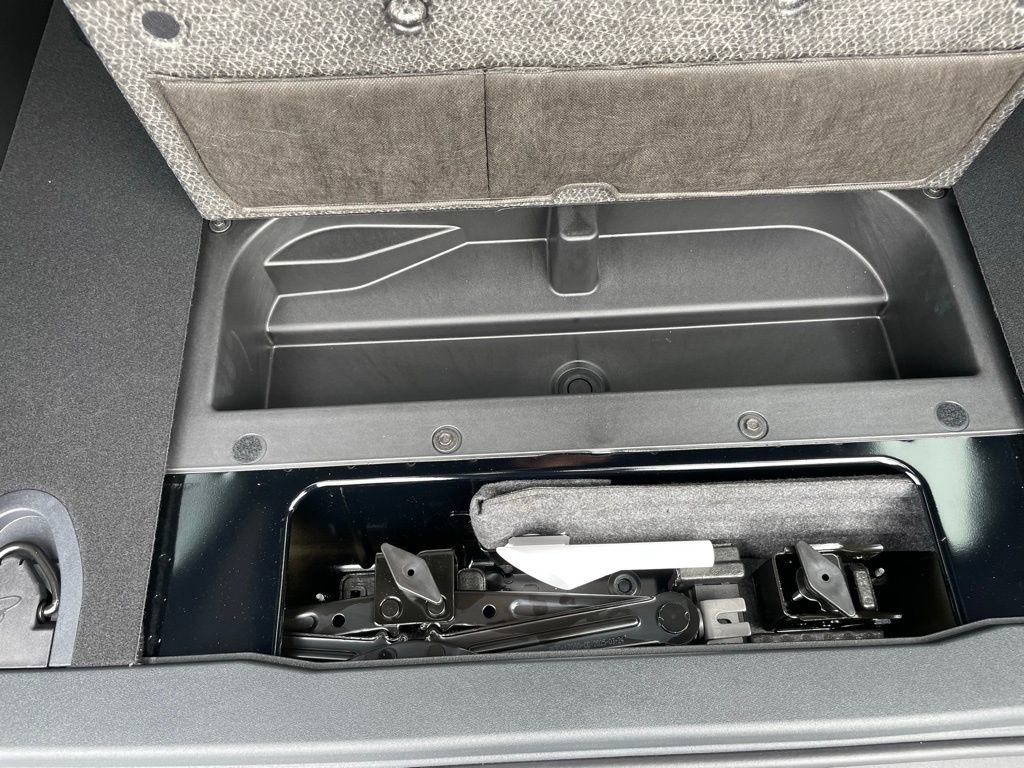 New 2025 Ford Bronco Badlands image 36