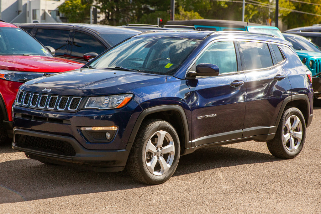 Used 2018 Jeep Compass Latitude AWD/4WD image 9