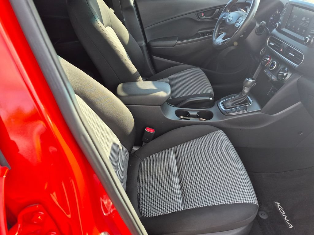 Used 2020 Hyundai Kona SEL FWD image 18