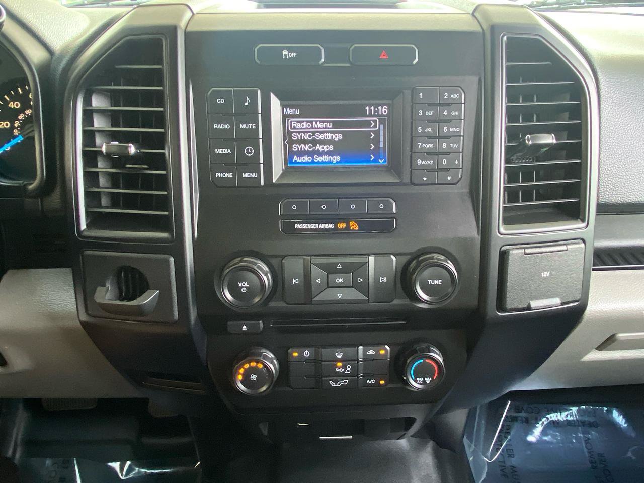 Used 2016 Ford F150 XL w/ Equipment Group 101A Mid RWD image 32