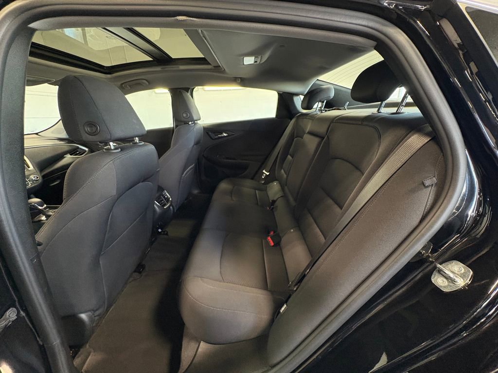 Used 2023 Chevrolet Malibu LT image 25