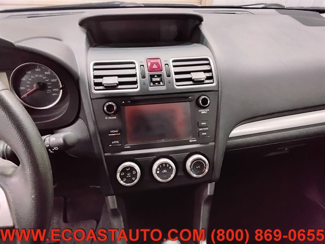 Used 2017 Subaru Forester 2.5i w/ Alloy Wheel Package image 12