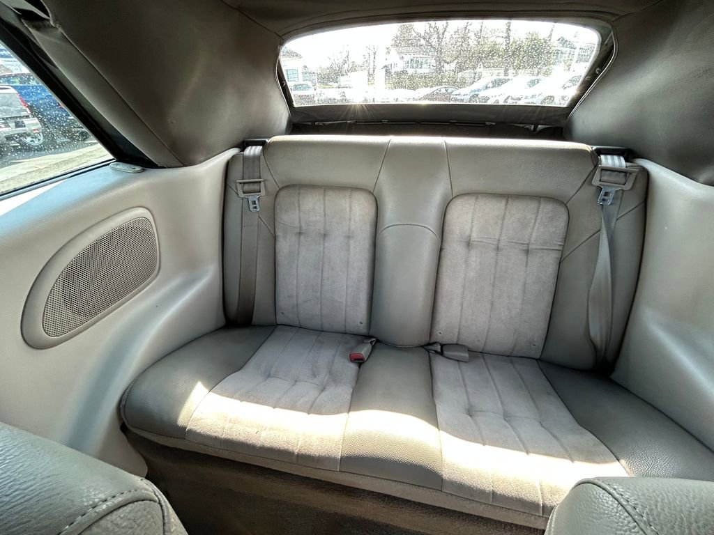 Used 2005 Chrysler Sebring Touring w/ Electronics Convenience Group image 17