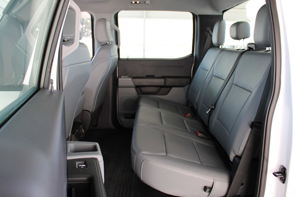 Used 2024 Ford F250 XL w/ XL Chrome Package image 18