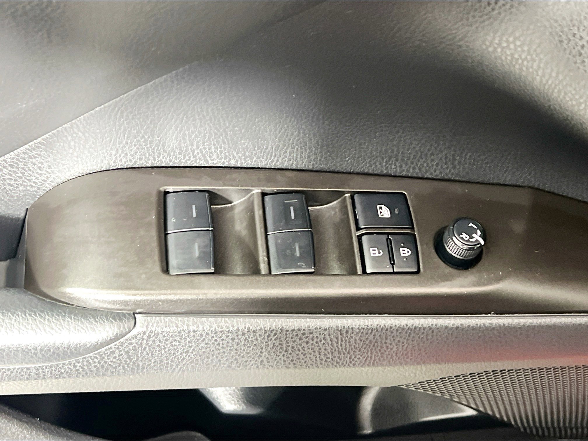 Used 2023 Toyota Camry LE image 15