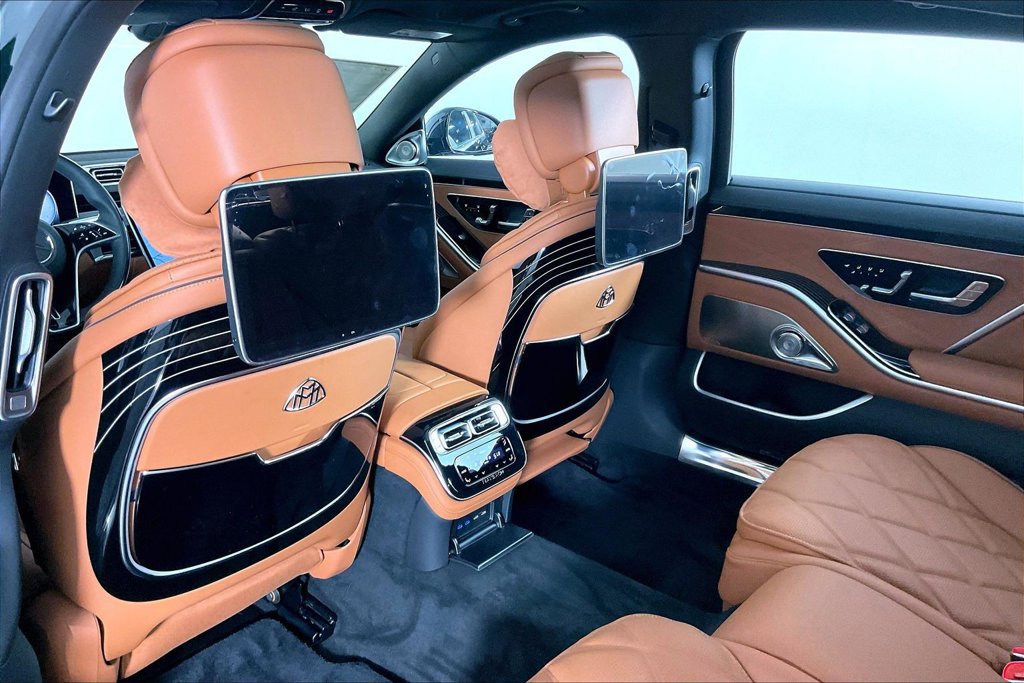 New 2026 Mercedes-Benz Maybach S 680 4MATIC image 11